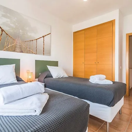 Residencial Candelarias 35 *